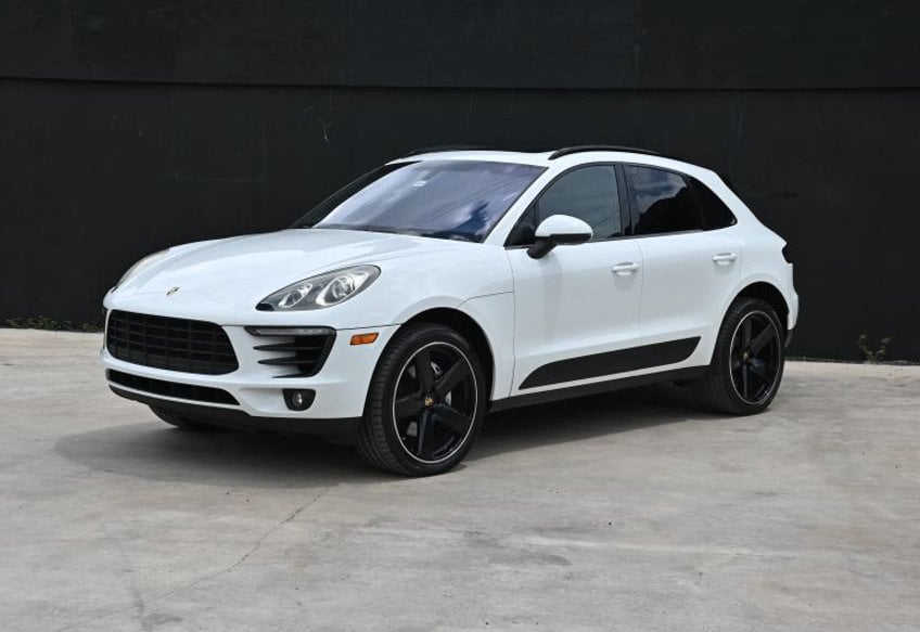 2016 Porsche Macan S Sport Utility 4D - WP1AB2A51GLB46466 photo 3