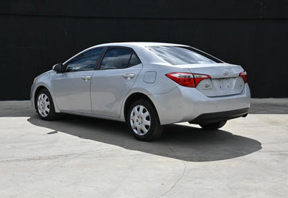2015 Toyota Corolla LE Sedan 4D - 2T1BURHE8FC466517 photo 26