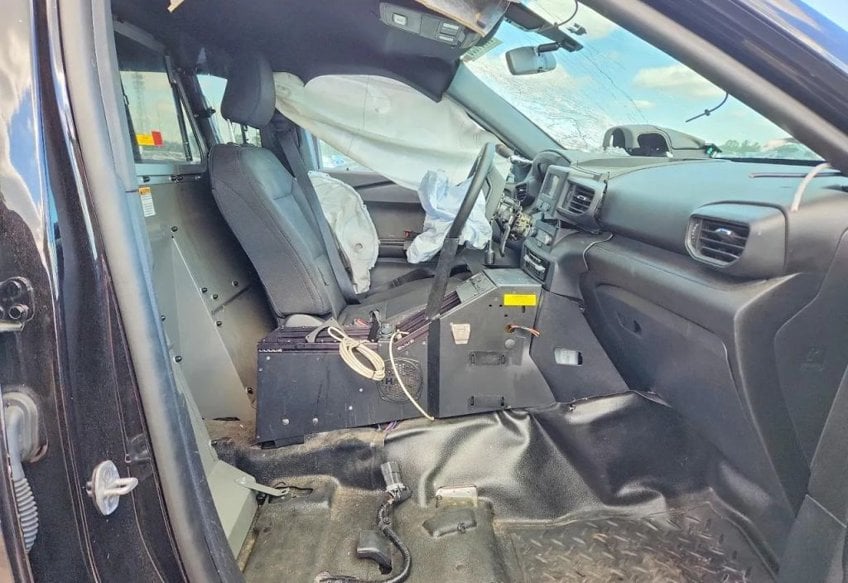2022 Ford Explorer Hybrid Police Interceptor Utility - 1FM5K8AWXNNA00949 photo 7