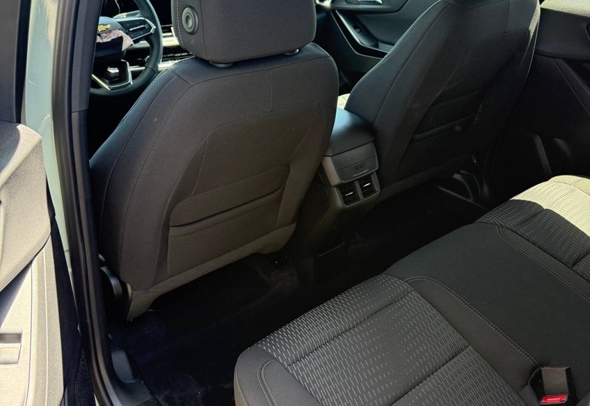 2026 Chevrolet Equinox LT - 3GNAXPEG5TL239542 photo 12