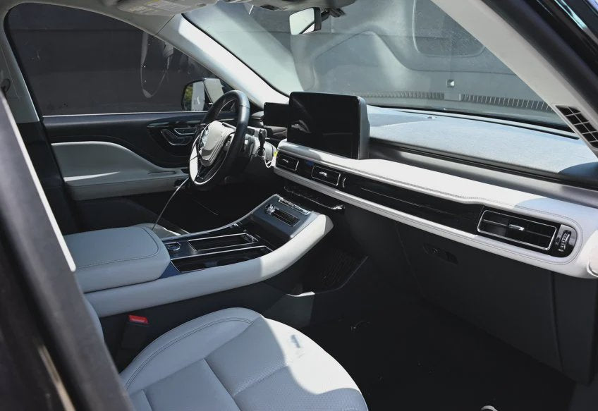 2025 Lincoln Aviator Premiere - 5LM5J6WC2SGL15957 photo 14