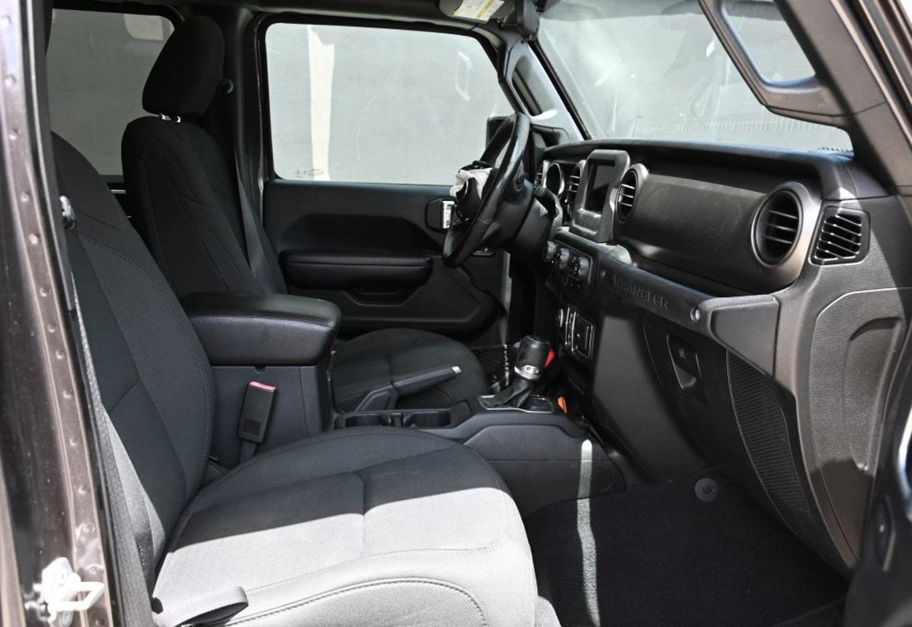 2019 Jeep Wrangler Unlimited Sport S - 1C4HJXDG6KW646546 photo 30