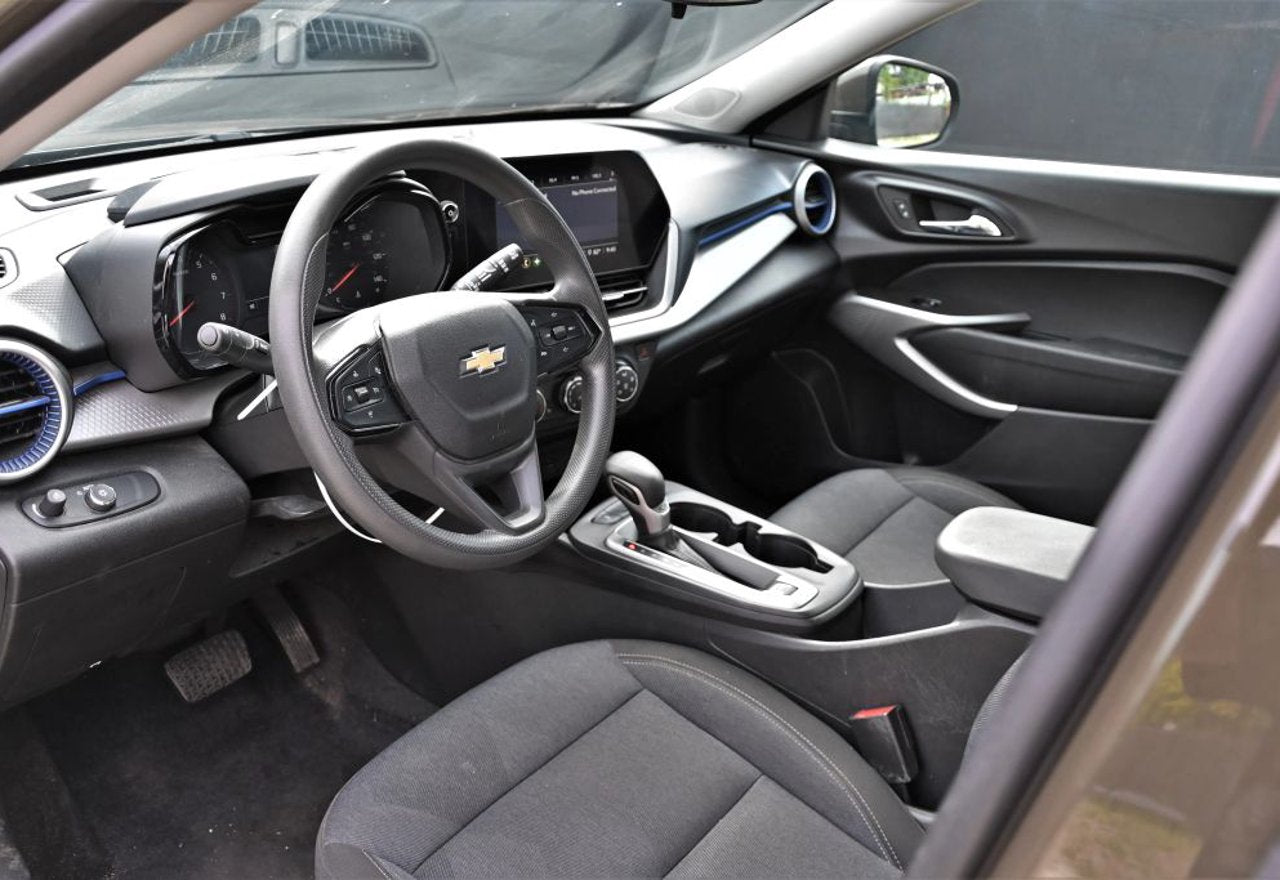 2024 Chevrolet Trax LS - KL77LFE24RC021686 photo 33