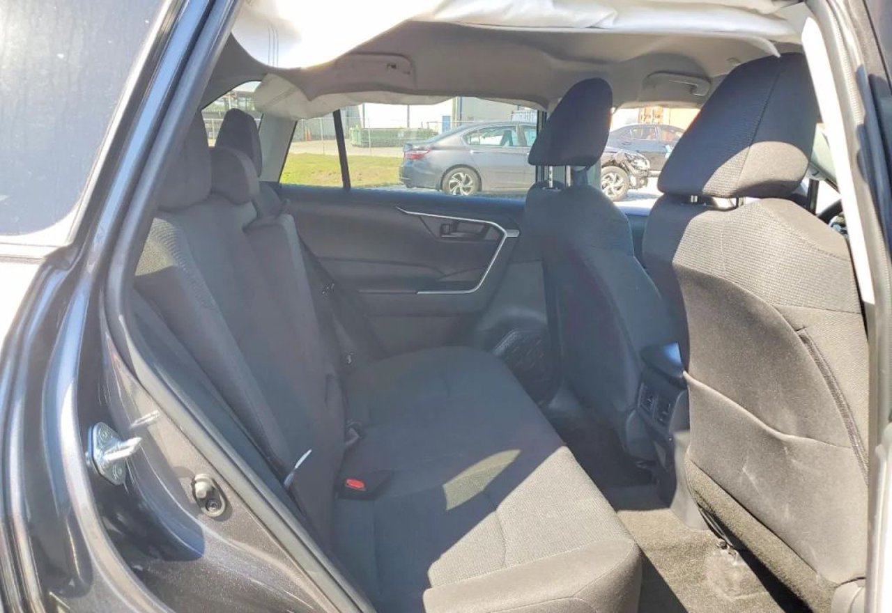 2024 Toyota RAV4 LE - 2T3K1RFV0RC302881 photo 21