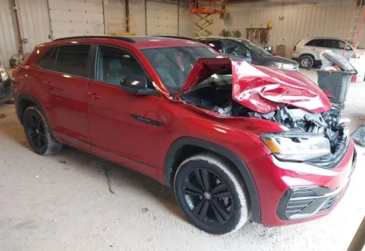 2023 Volkswagen Atlas Cross Sport V6 SEL R-Line Black 4Motion - 1V2SE2CA8PC205390 photo 15