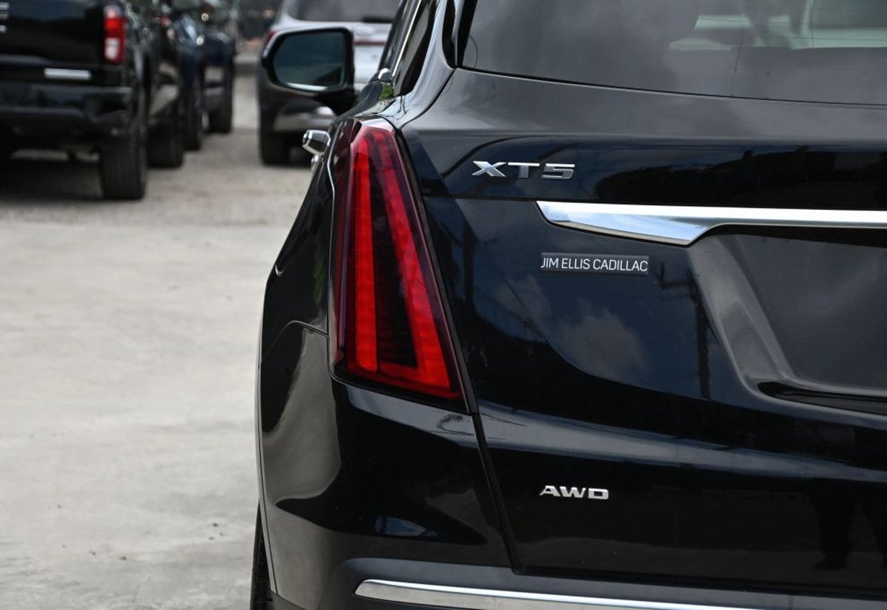 2021 Cadillac XT5 Premium Luxury - 1GYKNDRS3MZ125320 photo 26