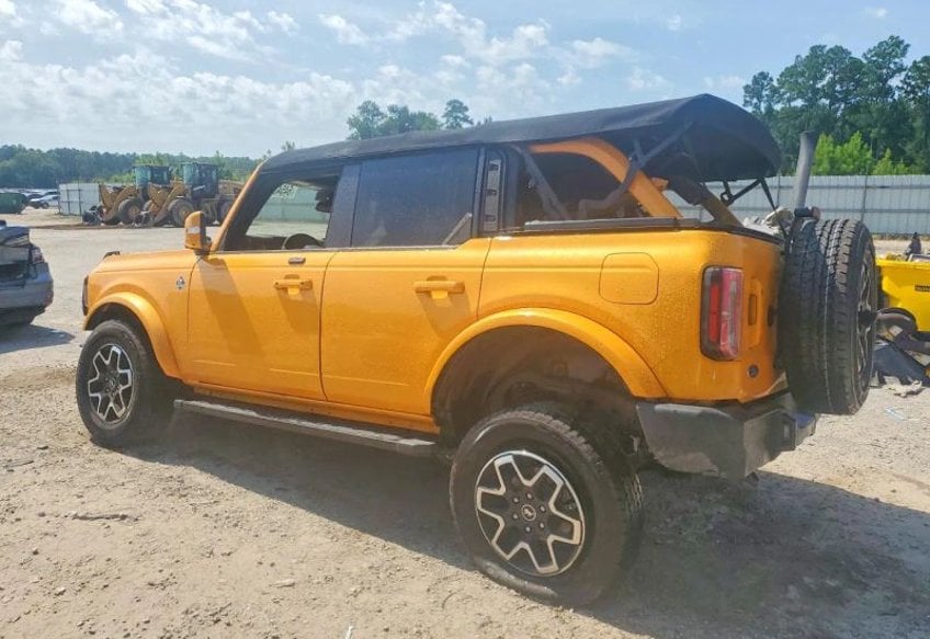 2021 Ford Bronco Outer Banks Sport Utility 4D - 1FMDE5BH0MLA71962 photo 3