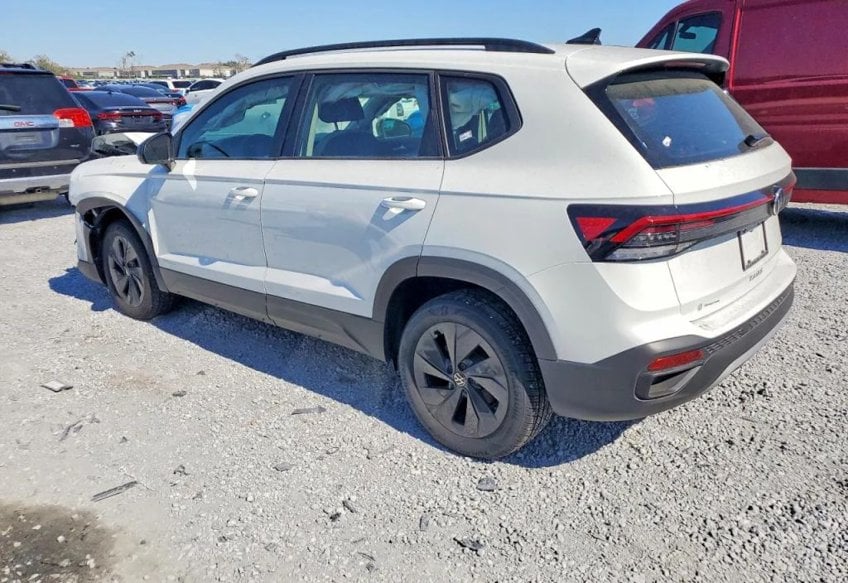 2025 Volkswagen Taos S - 3VV5C7B21SM067180 photo 4