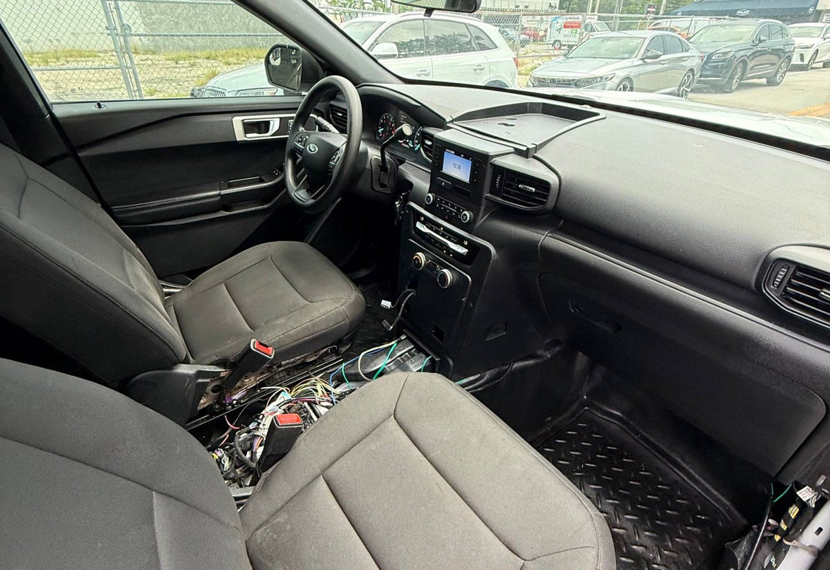 2021 Ford Explorer Police Interceptor Utility - 1FM5K8AB6MGA19384 photo 21