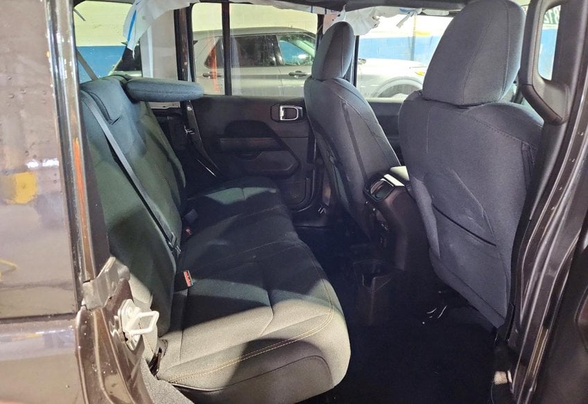 2026 Jeep Wrangler Sahara - 1C4PJXEG3TW255110 photo 10