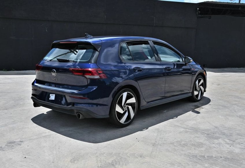 2024 Volkswagen Golf GTI S - WVWGA7CD2RW158563 photo 3