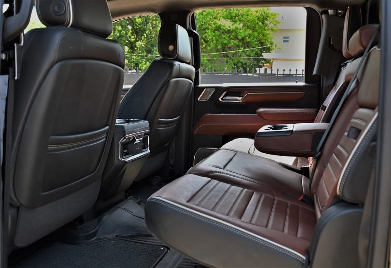2024 GMC Sierra 3500HD Denali Ultimate - 1GT49YEY7RF336453 photo 38