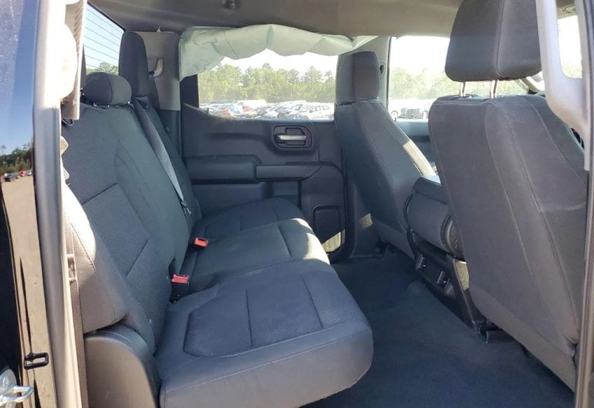 2021 Chevrolet Silverado 1500 Custom - 3GCPWBEH6MG186099 photo 10