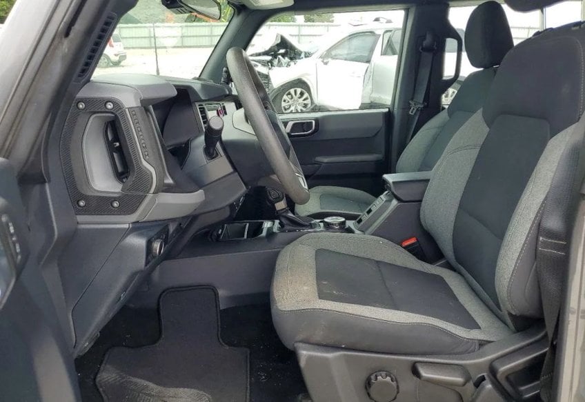 2023 Ford Bronco Base - 1FMEE5BP6PLA87244 photo 7