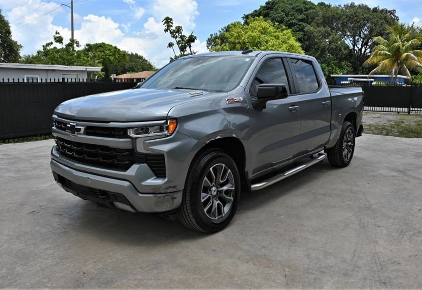 2023 Chevrolet Silverado 1500 RST - 1GCUDEE84PZ308621 photo 2