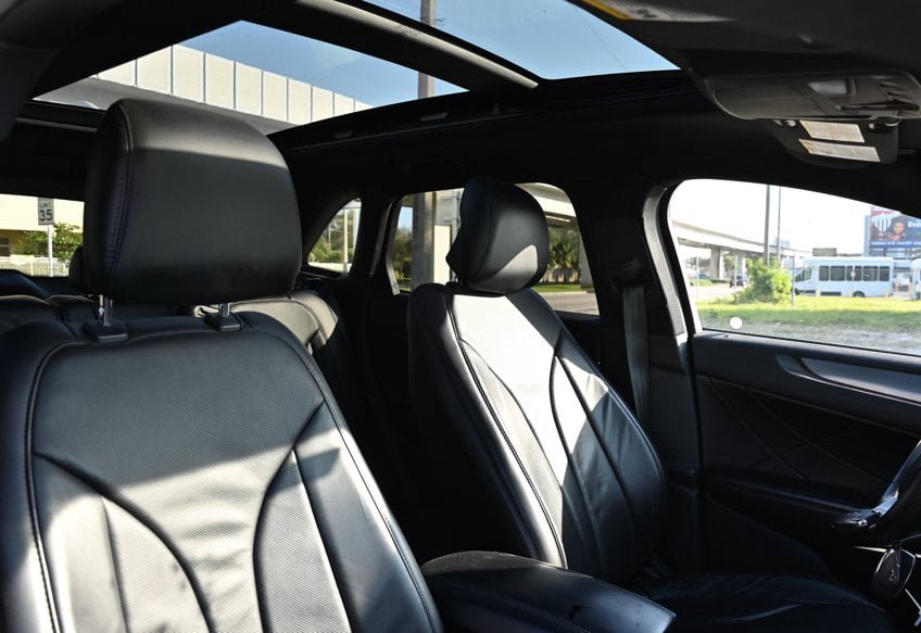 2017 Lincoln MKC Reserve Sport Utility 4D - 5LMCJ3C92HUL11058 photo 24