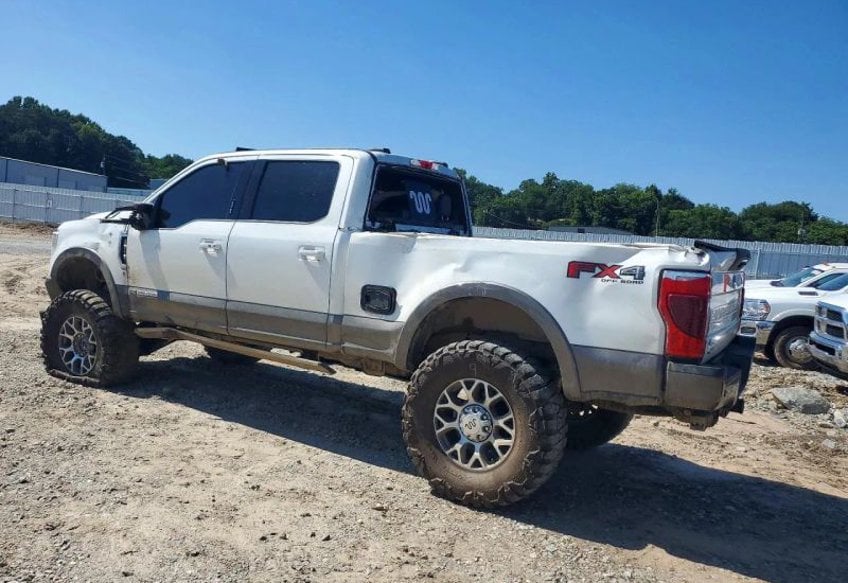 2020 Ford F-250 Super Duty King Ranch Pickup 4D 6 3/4 ft - 1FT7W2BT6LEC58899 photo 3