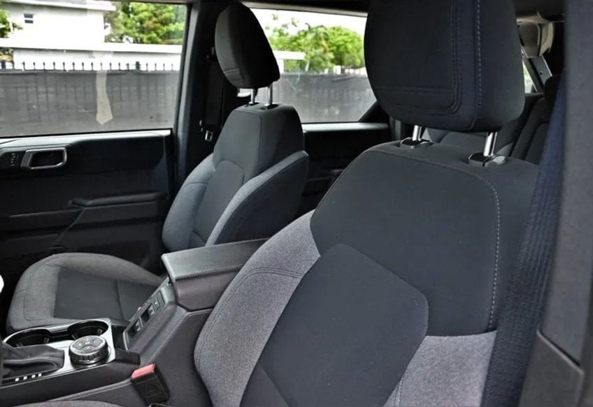 2025 Ford Bronco Base - 1FMDE6BHXSLA87086 photo 10