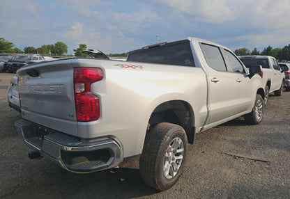 2022 Chevrolet Silverado 1500 LT - 1GCPDKEK5NZ547843 photo 14