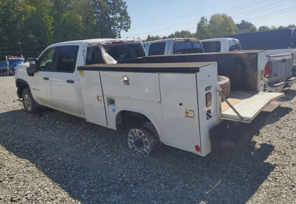 2025 Chevrolet Silverado 2500HD Work Truck - 1GB4ALEYXSF214383 photo 3