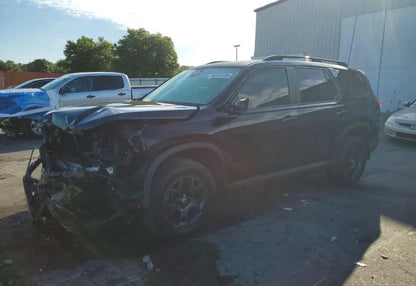 2024 Honda Pilot TrailSport - 5FNYG1H68RB022050 photo 13