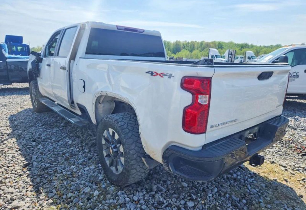 2024 Chevrolet Silverado 2500HD Custom Pickup 4D 6 1/2 ft - 2GC4YME75R1164403 photo 15