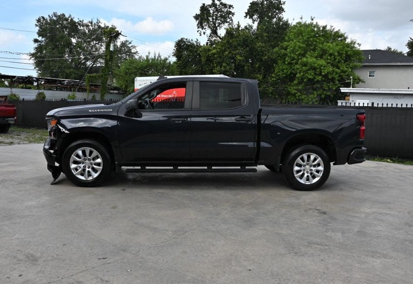 2022 Chevrolet Silverado 1500 Custom - 1GCPABEK7NZ632787 photo 6