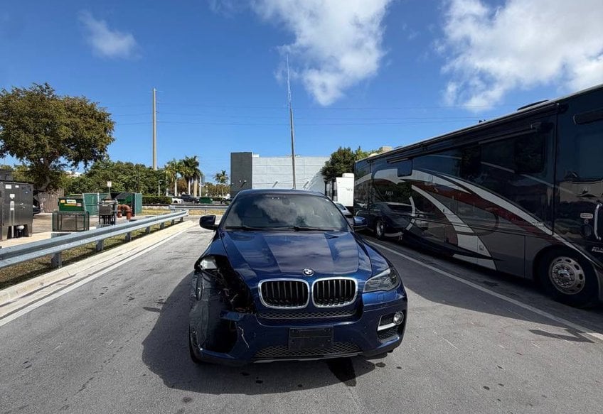 2013 BMW X6 xDrive35i - 5UXFG2C54DL786493 photo 6