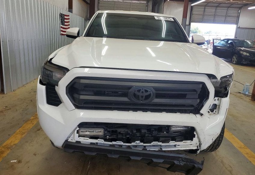 2024 Toyota Tacoma SR5 - 3TMLB5JN0RM047232 photo 5