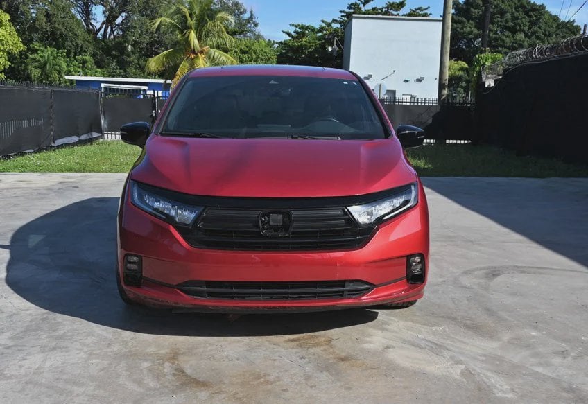 2023 Honda Odyssey Sport - 5FNRL6H73PB014635 photo 2