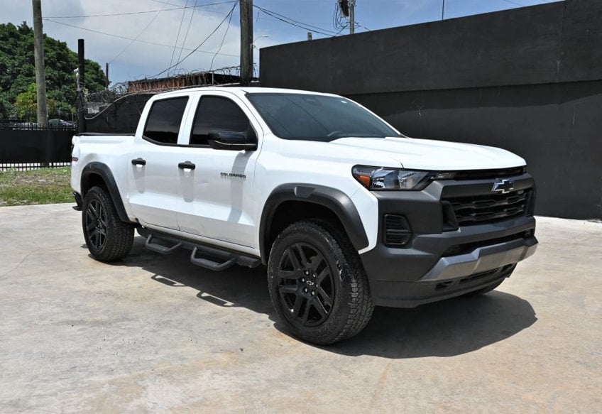 2024 Chevrolet Colorado Trail Boss - 1GCPTEEK5R1283418 photo 1