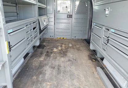 2024 Chevrolet Express 2500 - 1GCWGAF78R1179279 photo 10