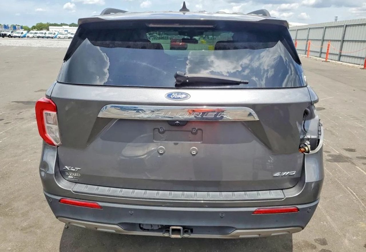 2023 Ford Explorer XLT - 1FMSK8DH6PGA04522 photo 17