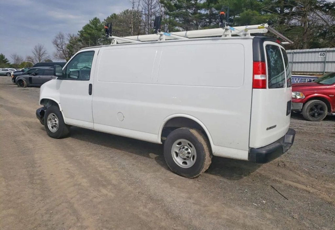 2024 Chevrolet Express 2500 - 1GCWGAF78R1179279 photo 15