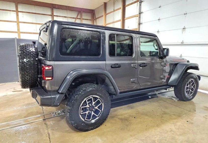 2024 Jeep Wrangler Rubicon - 1C4PJXFG9RW307671 photo 3