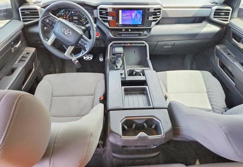 2023 Toyota Tundra SR5 - 5TFLA5DA7PX069778 photo 8
