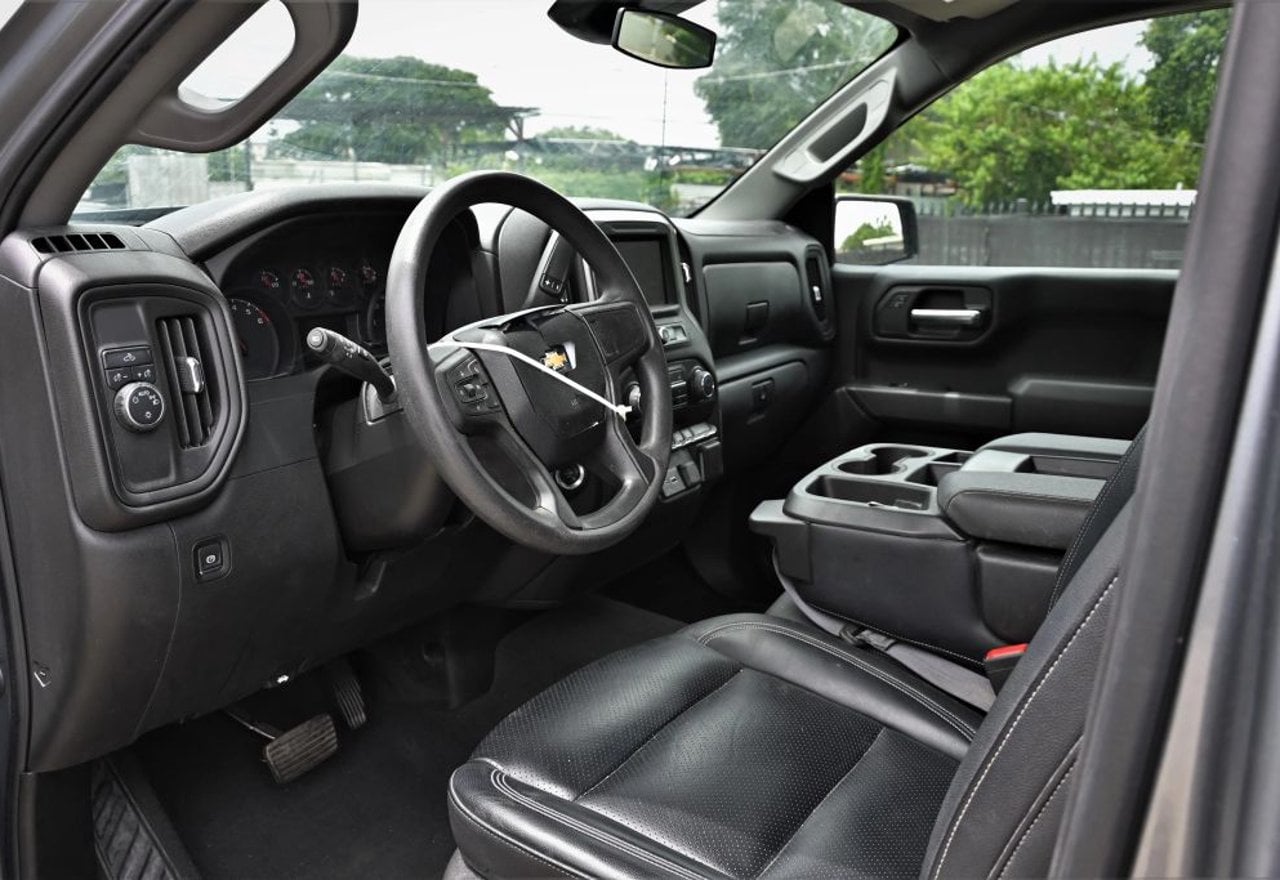2024 Chevrolet Silverado 1500 Custom - 1GCPABEK4RZ322912 photo 27