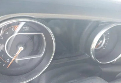 2019 Jeep Wrangler Unlimited Sahara - 1C4HJXEN7KW564466 photo 10