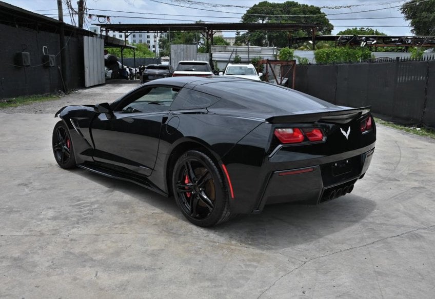 2017 Chevrolet Corvette Stingray - 1G1YB2D76H5114317 photo 3