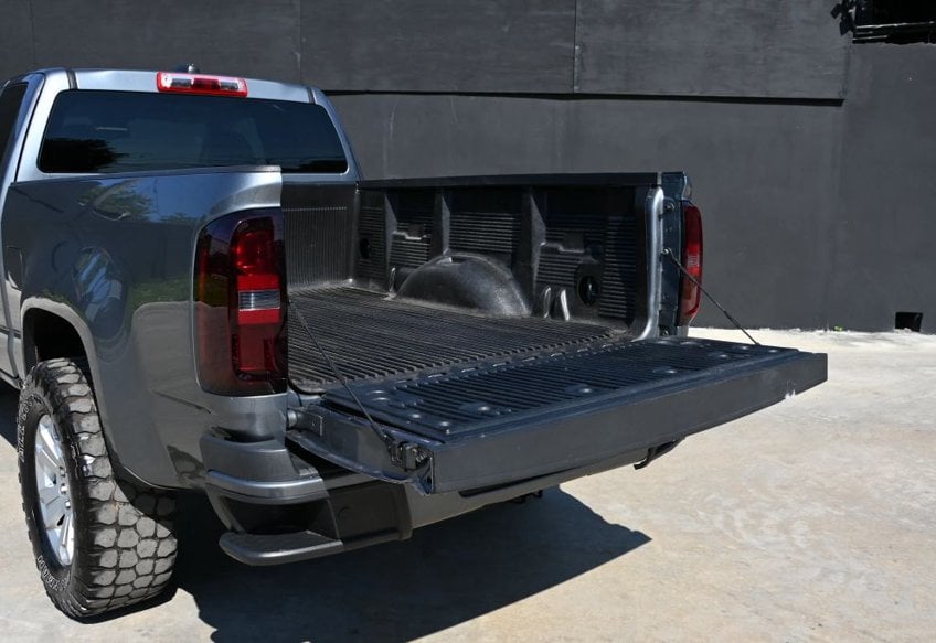 2022 Chevrolet Colorado LT - 1GCHSCEA1N1180459 photo 9