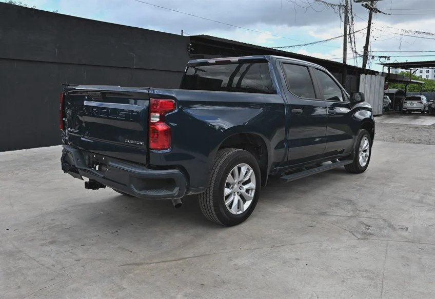 2022 Chevrolet Silverado 1500 Custom - 1GCPABEKXNZ590633 photo 4