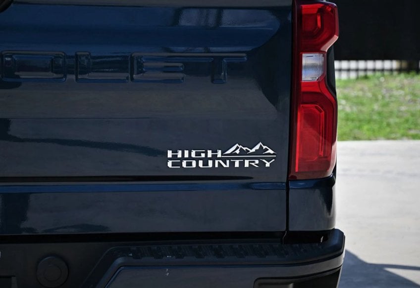 2022 Chevrolet Silverado 1500 High Country - 3GCUDJET5NG585756 photo 8