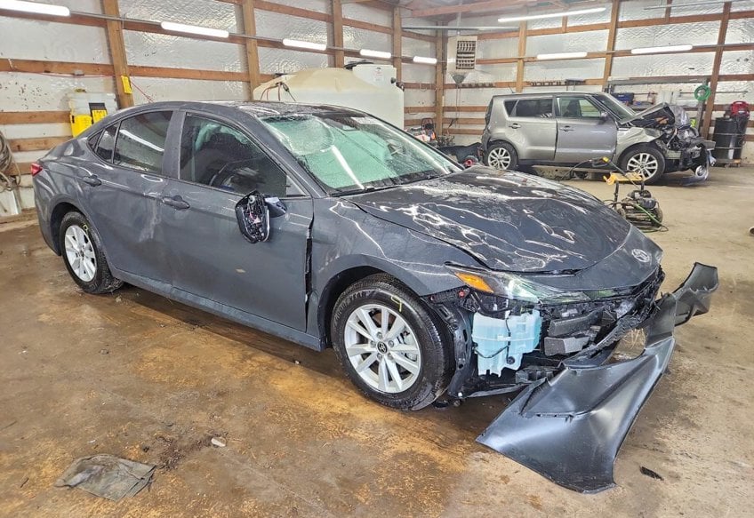 2026 Toyota Camry LE - 4T1DAACK3TU290468 photo 2