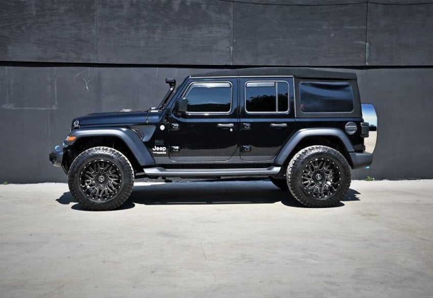 2020 Jeep Wrangler Unlimited Freedom Sport Utility 4D - 1C4HJXDG8LW250300 photo 47