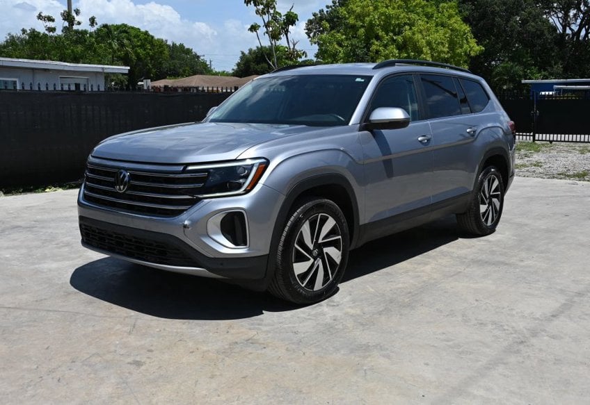 2024 Volkswagen Atlas SE - 1V2WR2CA4RC552367 photo 1