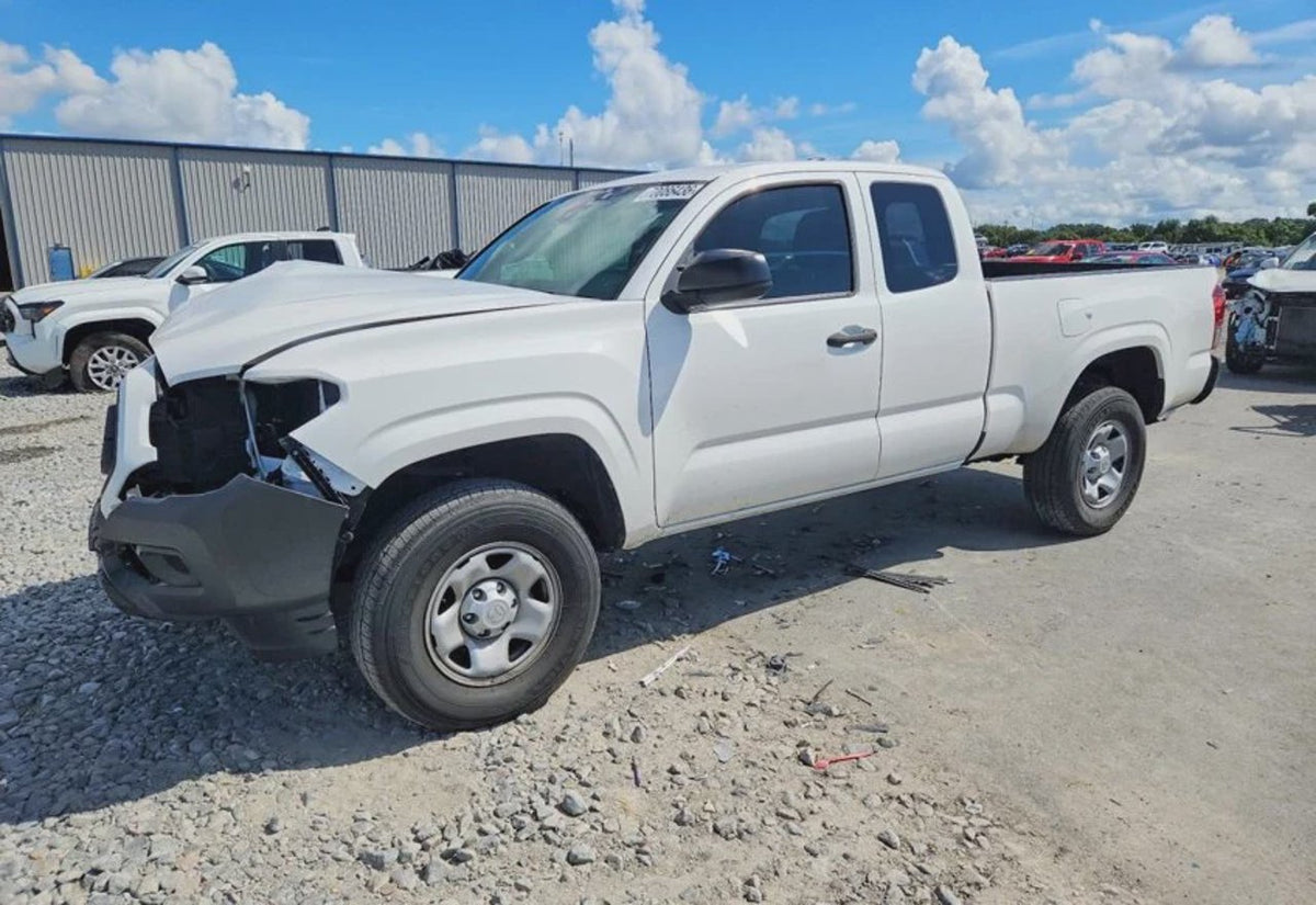 2022 Toyota Tacoma SR - 3TYRX5GN7NT049190 photo 11