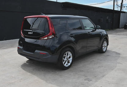 2022 Kia Soul LX Wagon 4D - KNDJ23AU9N7162600 photo 3