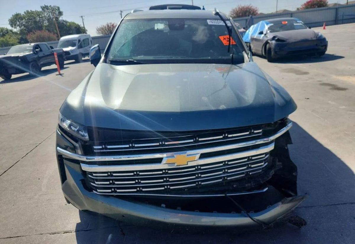 2023 Chevrolet Suburban Premier - 1GNSCFKD1PR549755 photo 16