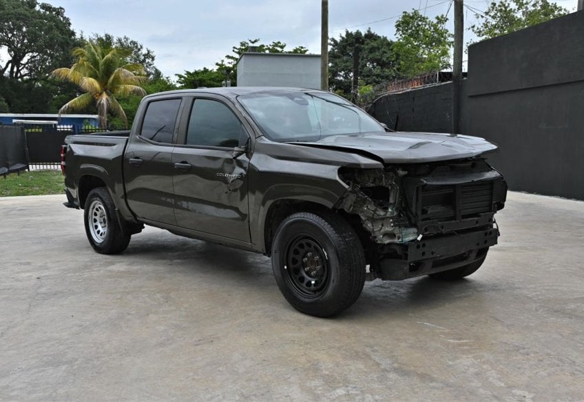 2024 Chevrolet Colorado Work Truck - 1GCGSBEC1R1247364 photo 2