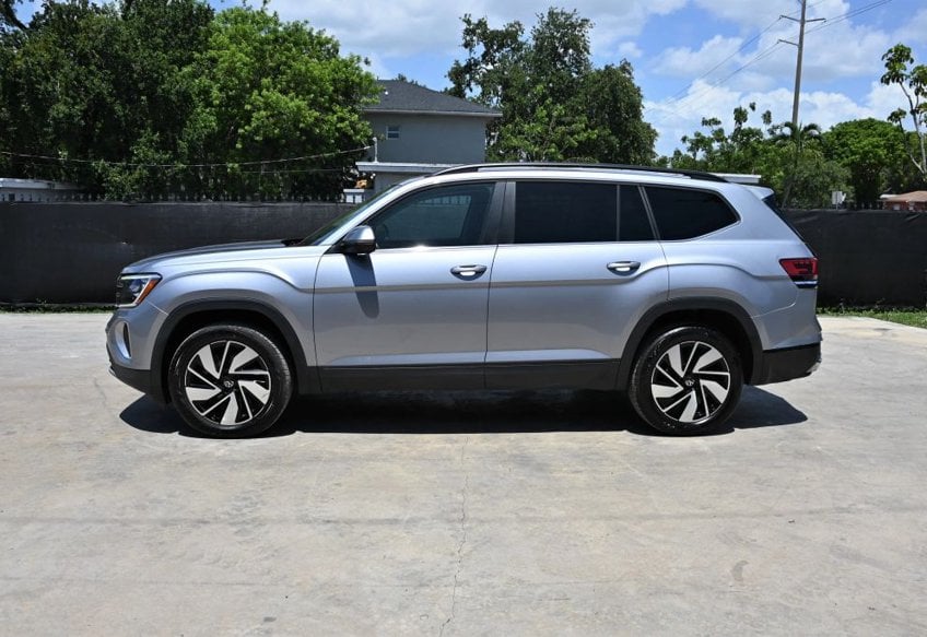 2024 Volkswagen Atlas SE - 1V2WR2CA4RC552367 photo 5